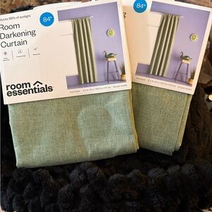 Set of 2 Room Essentials Green Room Darkening Curtain 84”